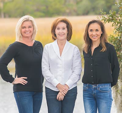 Franne Schwarb Chari Karinshak Yvette Grist, the team at Charleston Fine Homes